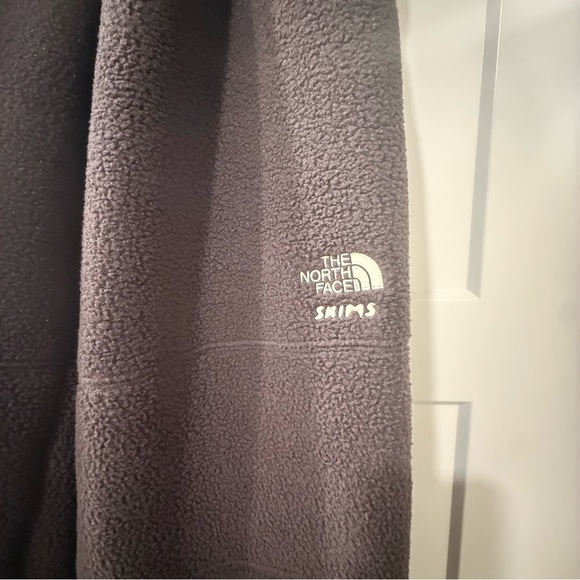 The North Face x SKIMS 1995 DENALI FLEECE STRAIGHT LEG PANT Phoenix Small - Picture 3 of 7